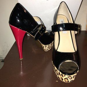 Steve Madden Pumps Leopard Print /  Red Heel
